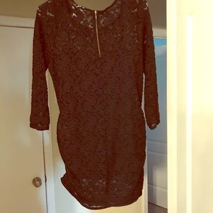 Maternity Jessica Simpson lace shirt